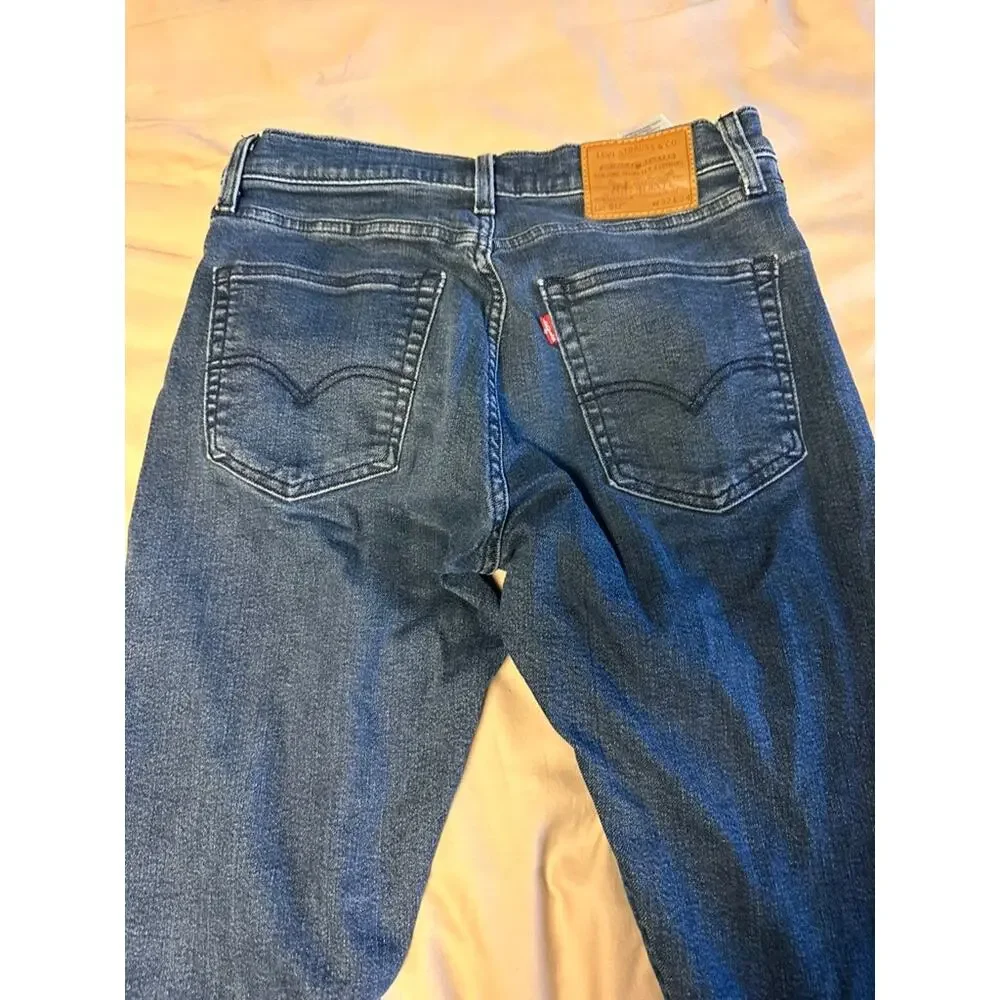 Levi’s Men’s Denim Jeans W32 L34 Medium Wash Straight Leg Denim Classic Style